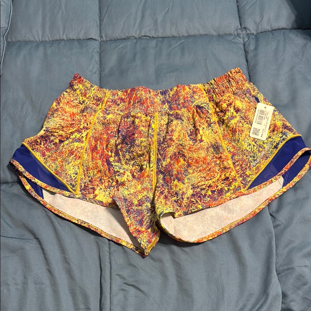 Lululemon Seawheeze shorty hotty hot short sz 8